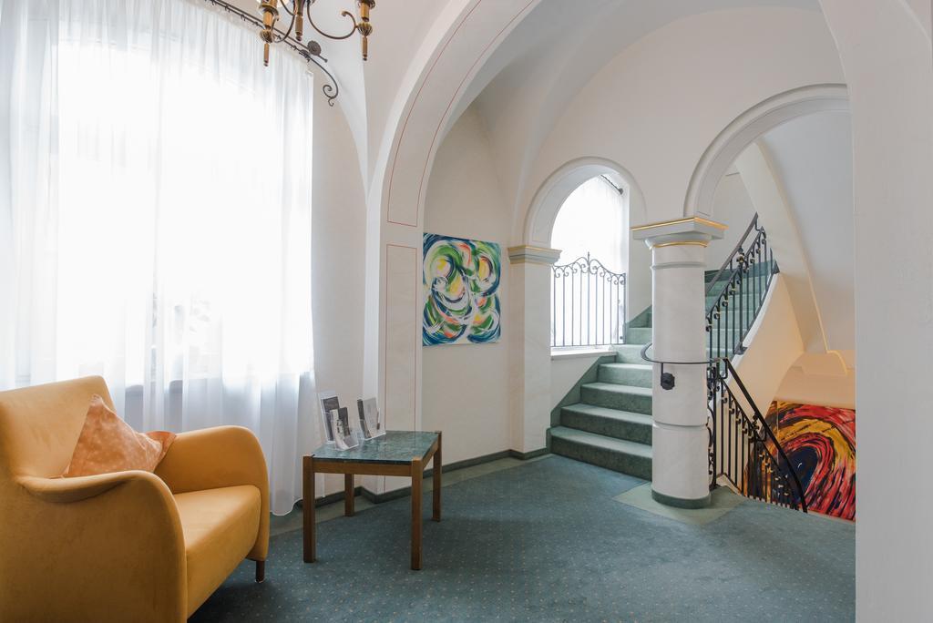 Hotel Am Schloss Illertissen Εξωτερικό φωτογραφία
