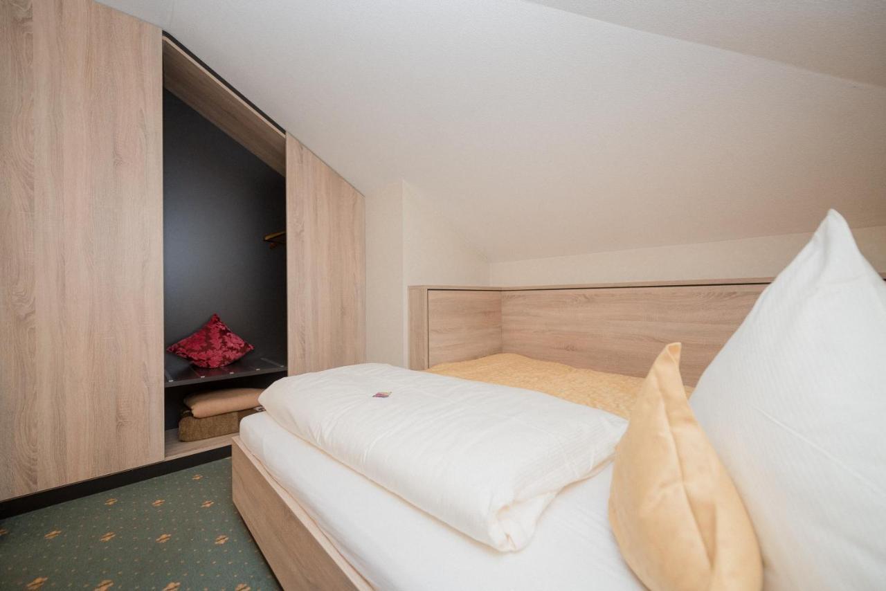 Hotel Am Schloss Illertissen Εξωτερικό φωτογραφία