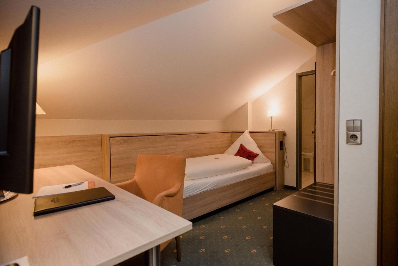 Hotel Am Schloss Illertissen Εξωτερικό φωτογραφία